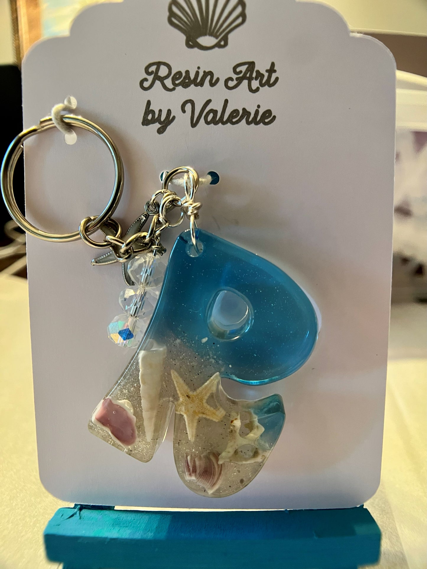 Personalized Beach Initial Keychain – Custom Coastal Keepsake