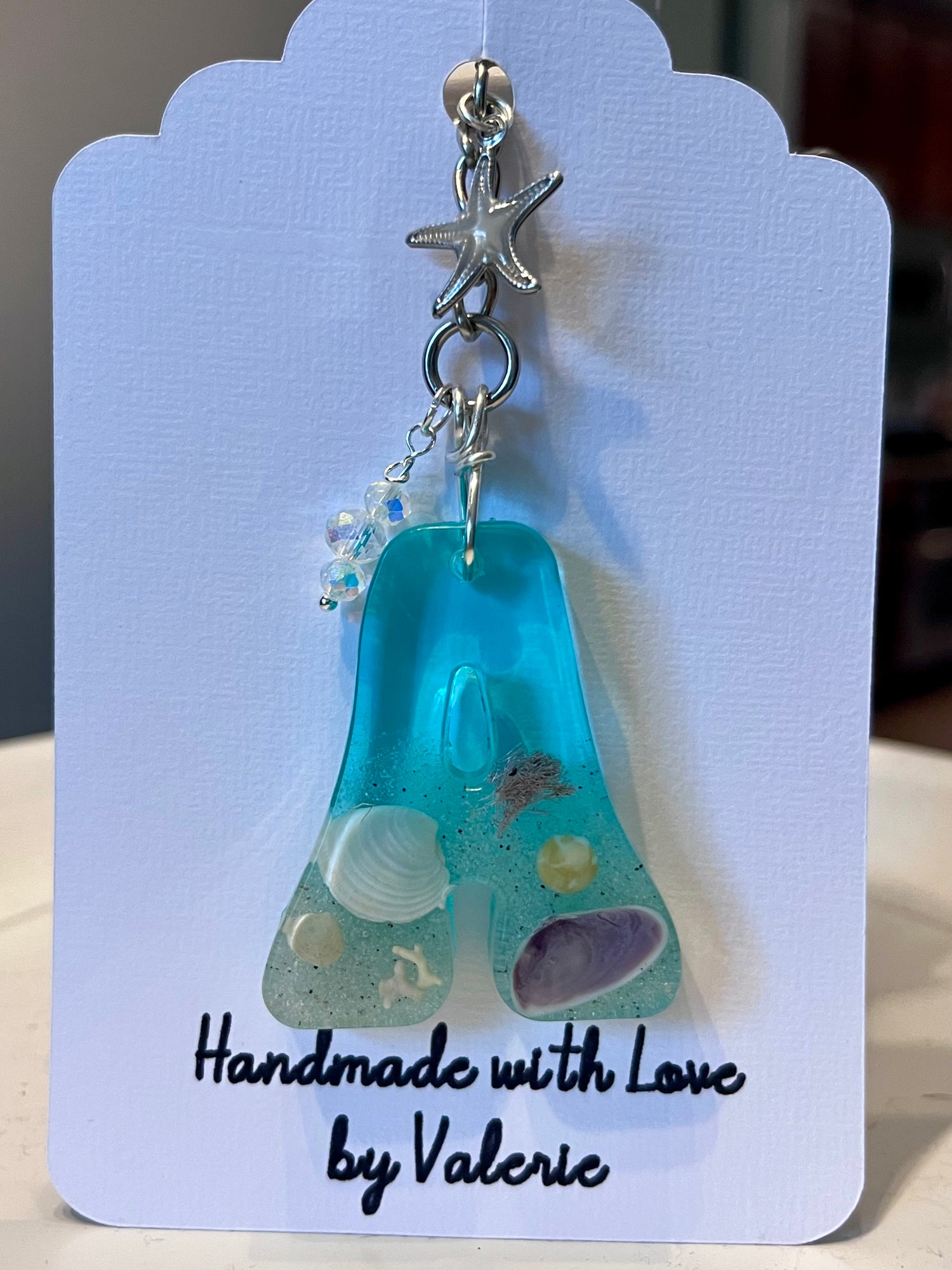 Personalized Beach Initial Keychains – Custom Coastal Keepsake