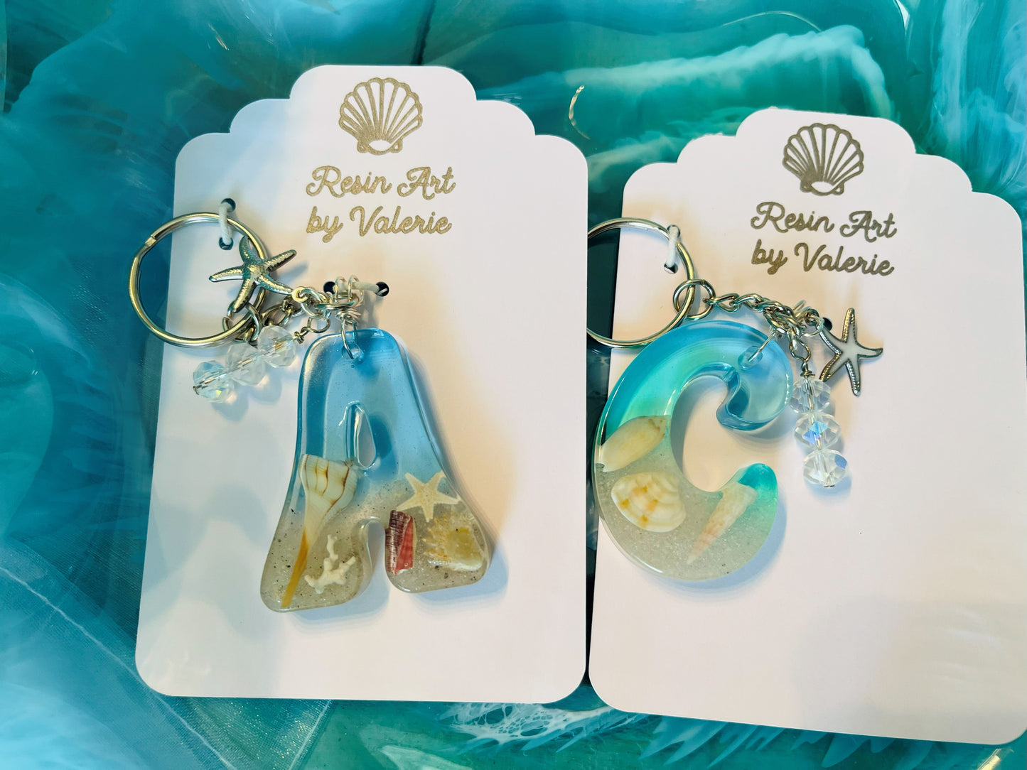 Personalized Beach Initial Keychain – Custom Coastal Keepsake