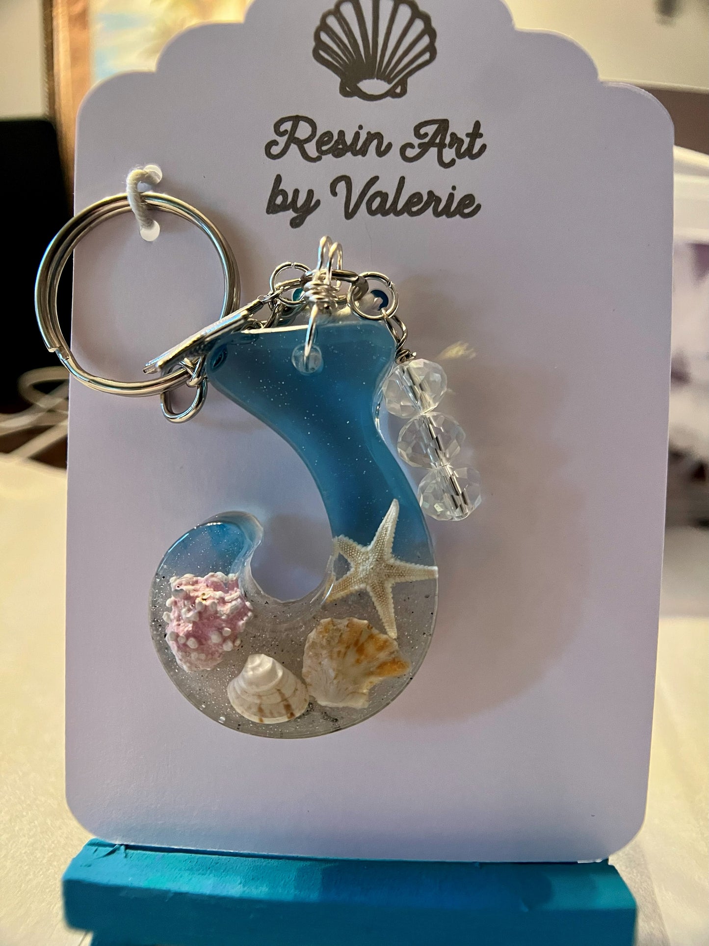 Personalized Beach Initial Keychain – Custom Coastal Keepsake