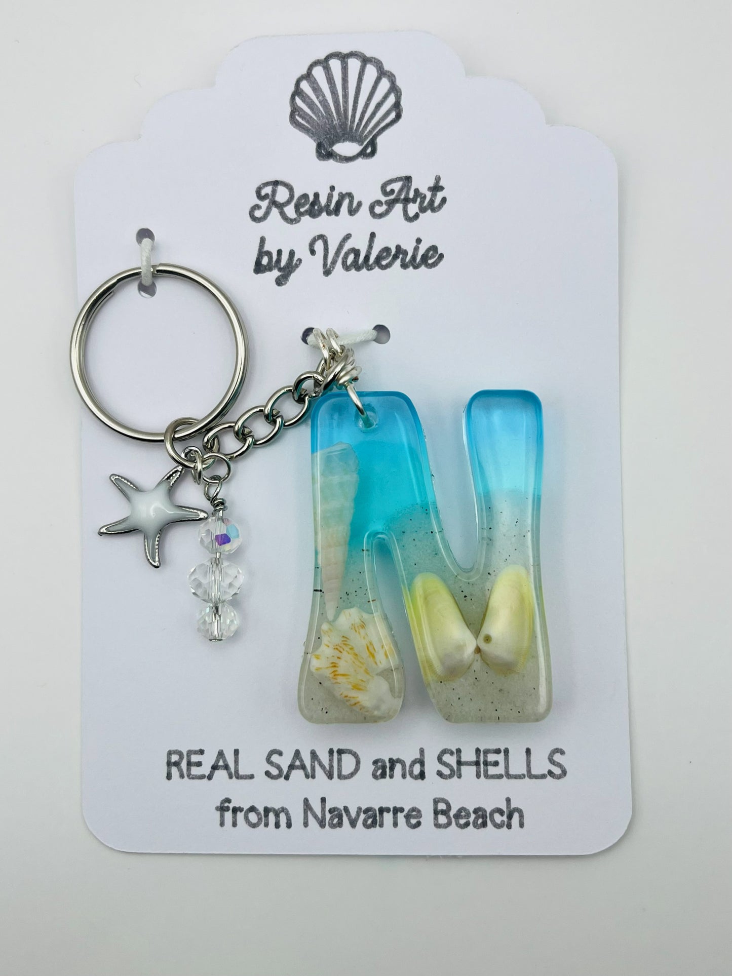 Personalized Beach Initial Keychain – Custom Coastal Keepsake